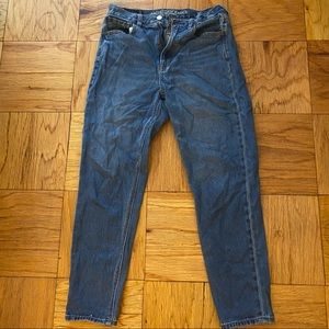 American Eagle mom jeans